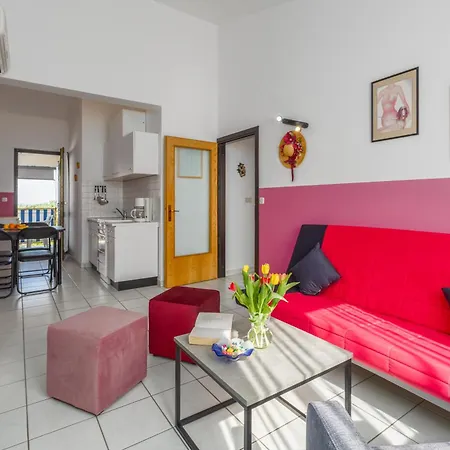 Apartamento Zlata With Beautiful View Poreč